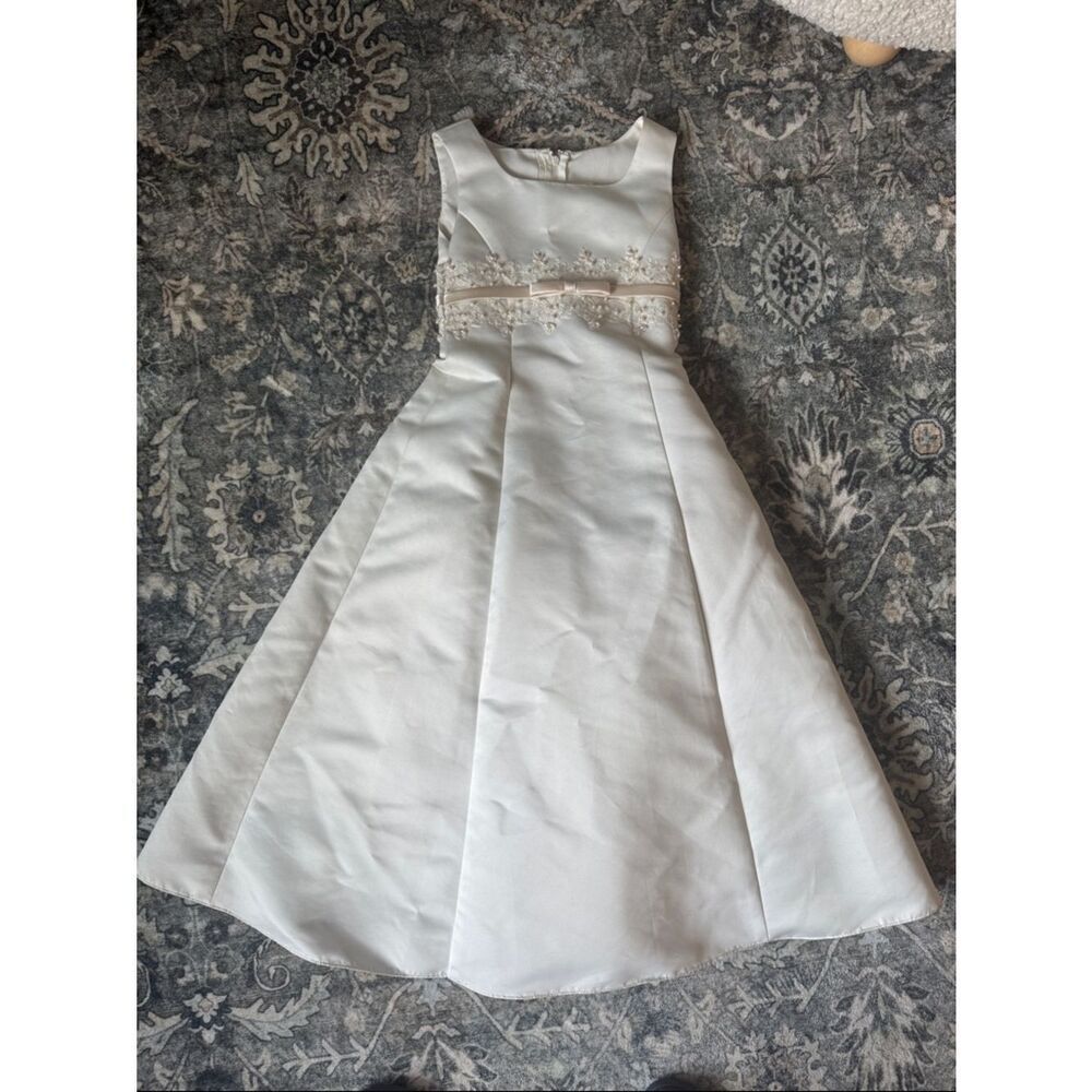David’s Bridal Girls Dress